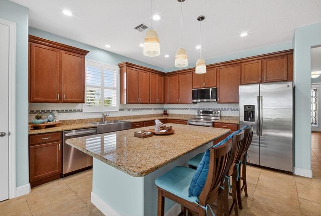 9701 SW Royal Poinciana Drive, Port St. Lucie, FL 34987