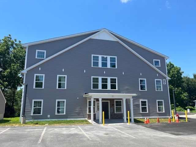 68 B Spring Street B5, Mansfield, MA 02048