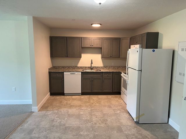 68 B Spring Street B5, Mansfield, MA 02048