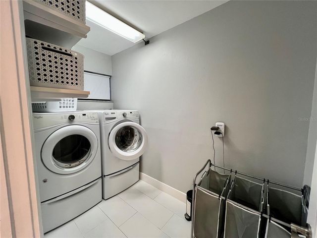 1 LAKE HOLLINGSWORTH DRIVE 1, Lakeland, FL 33803