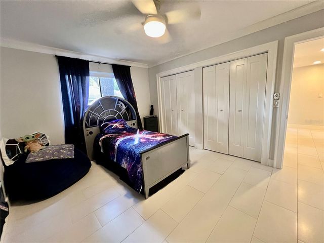 1 LAKE HOLLINGSWORTH DRIVE 1, Lakeland, FL 33803
