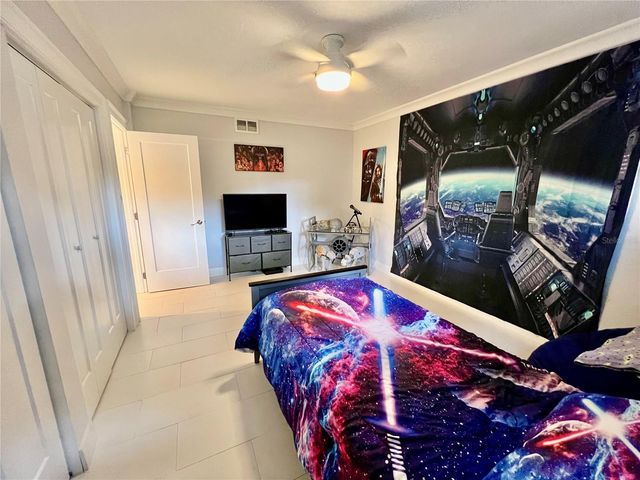 1 LAKE HOLLINGSWORTH DRIVE 1, Lakeland, FL 33803