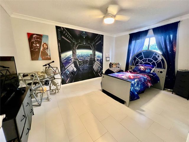1 LAKE HOLLINGSWORTH DRIVE 1, Lakeland, FL 33803
