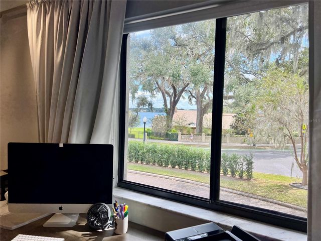 1 LAKE HOLLINGSWORTH DRIVE 1, Lakeland, FL 33803