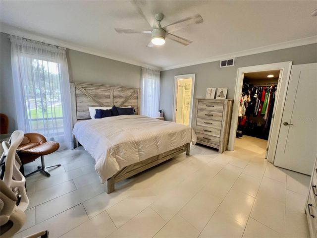 1 LAKE HOLLINGSWORTH DRIVE 1, Lakeland, FL 33803