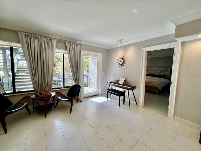 1 LAKE HOLLINGSWORTH DRIVE 1, Lakeland, FL 33803