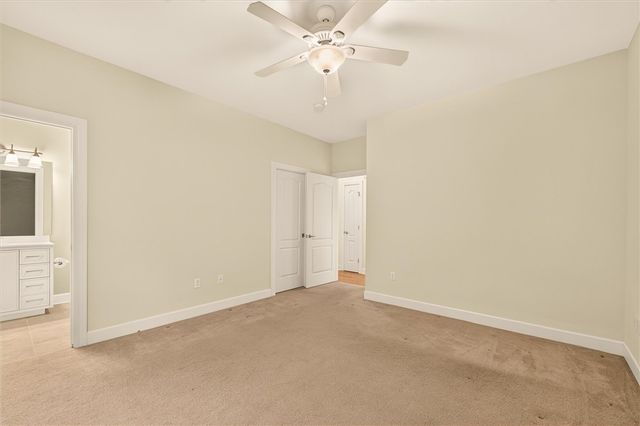 28 Kingsford Lane, Ogden, NY 14559