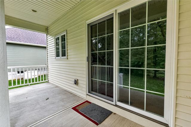 28 Kingsford Lane, Ogden, NY 14559