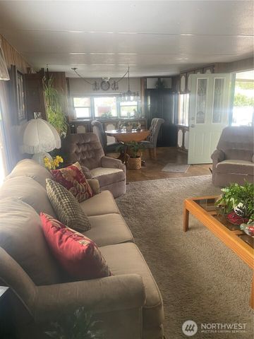 2421 Leisure Lane, Centralia, WA 98531