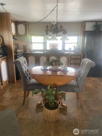 2421 Leisure Lane, Centralia, WA 98531