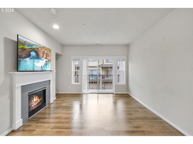 28668 Sw PARIS Ave, Wilsonville, OR 97070