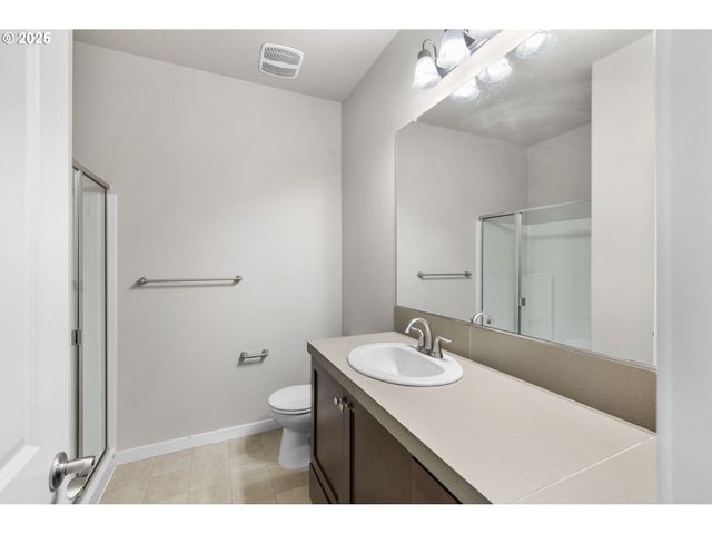 28668 Sw PARIS Ave, Wilsonville, OR 97070