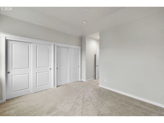 28668 Sw PARIS Ave, Wilsonville, OR 97070