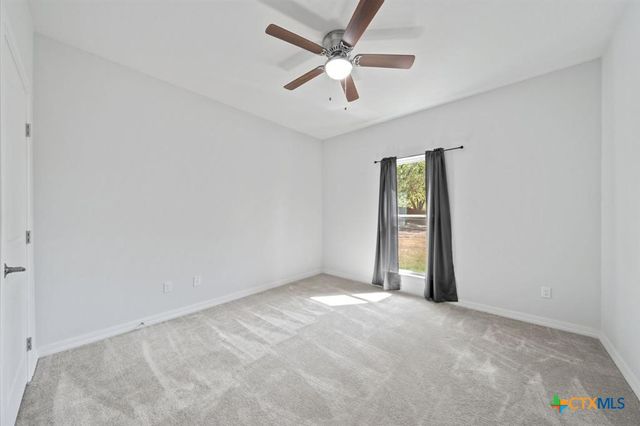 503 E 2nd Street, Elgin, TX 78621