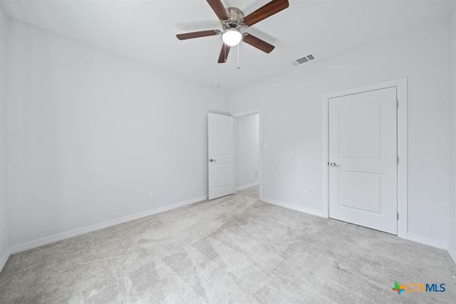 503 E 2nd Street, Elgin, TX 78621