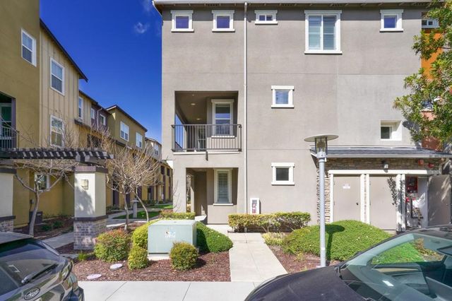1297 Coyote Creek Way, Milpitas, CA 95035