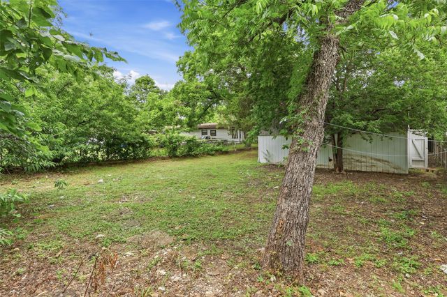4105 Balch Drive B, Dallas, TX 75216