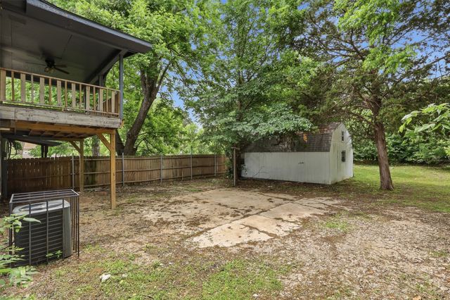 4105 Balch Drive B, Dallas, TX 75216