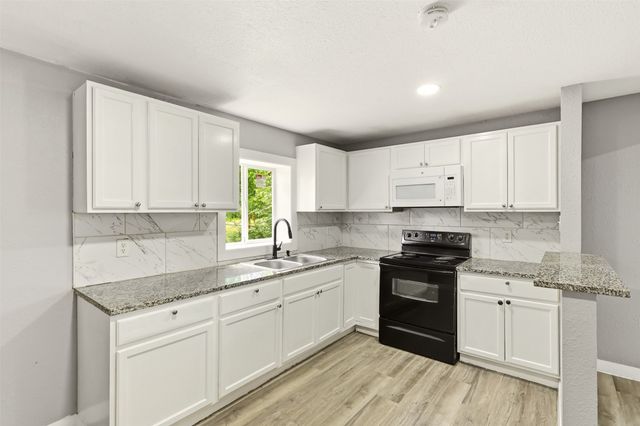 4105 Balch Drive B, Dallas, TX 75216