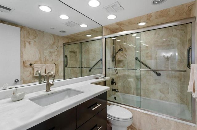 3440 S Ocean Boulevard S 208, Palm Beach, FL 33480