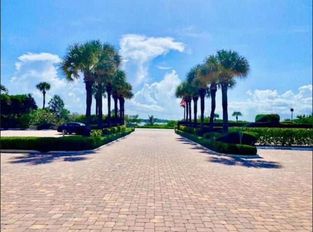 3440 S Ocean Boulevard S 208, Palm Beach, FL 33480