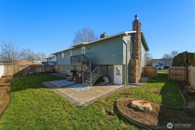 1267 SE Constitution Drive, College Place, WA 99324