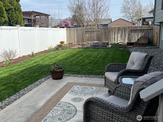 1267 SE Constitution Drive, College Place, WA 99324