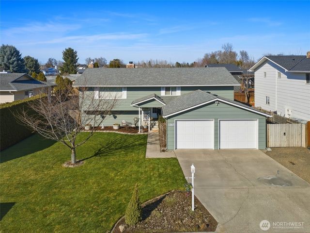 1267 SE Constitution Drive, College Place, WA 99324