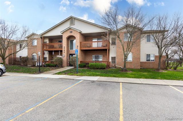 9747 Wildflower Court, Van Buren, MI 48111