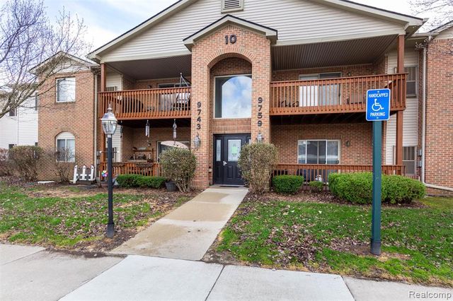 9747 Wildflower Court, Van Buren, MI 48111