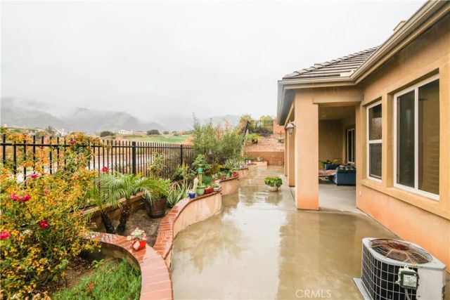 8245 Soft Winds, Corona, CA 92883