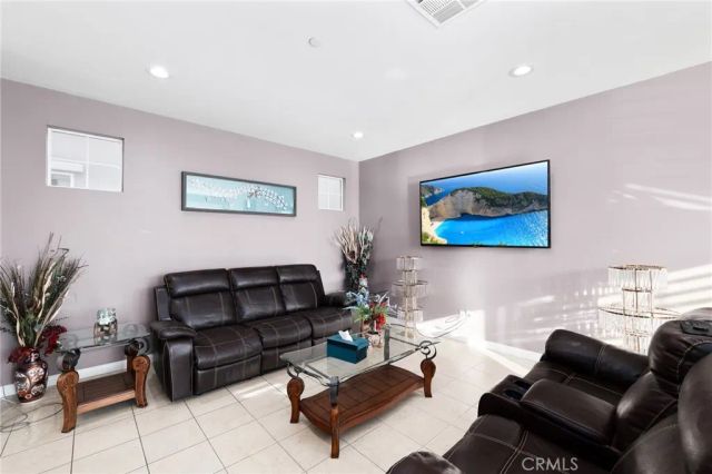 6064 Snapdragon, Eastvale, CA 92880