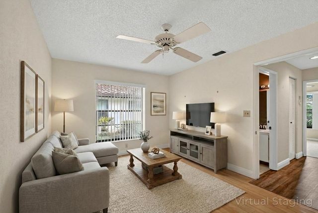 5423 Palm Springs Lane B, Boynton Beach, FL 33437