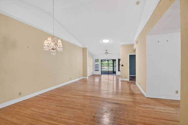 5423 Palm Springs Lane B, Boynton Beach, FL 33437