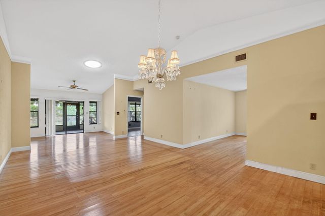 5423 Palm Springs Lane B, Boynton Beach, FL 33437