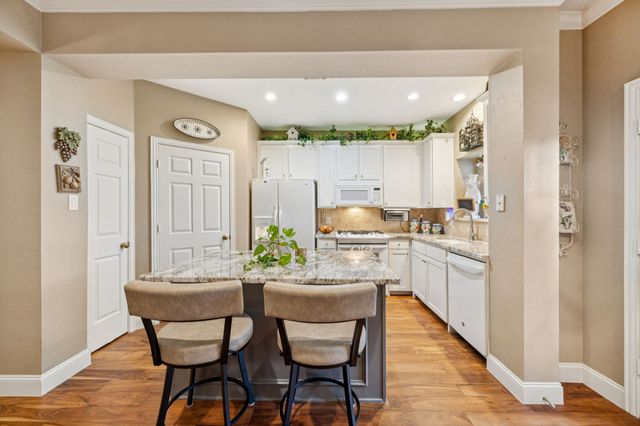 18240 Midway Road 1602, Dallas, TX 75287