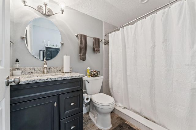 4275 ROUND LAKE ROAD, Apopka, FL 32712