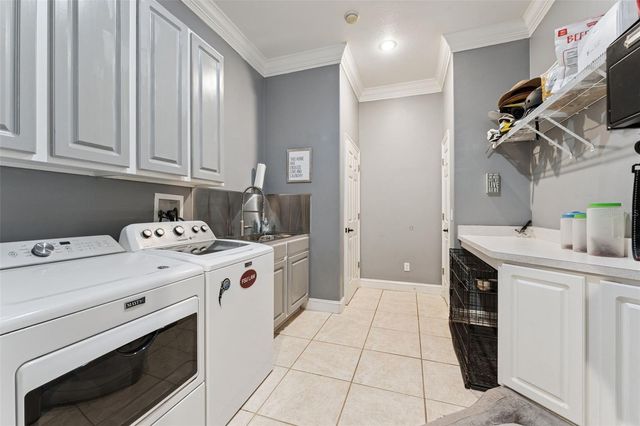 4275 ROUND LAKE ROAD, Apopka, FL 32712