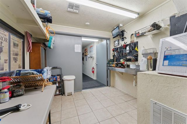 4275 ROUND LAKE ROAD, Apopka, FL 32712