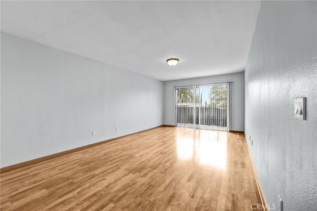 1517 E Garfield Avenue 24, Glendale, CA 91205 — photo 2