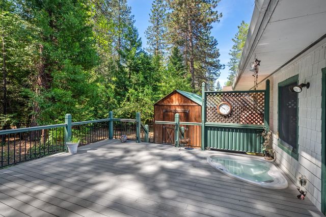 2641 Pine Dr, Arnold, CA 95223
