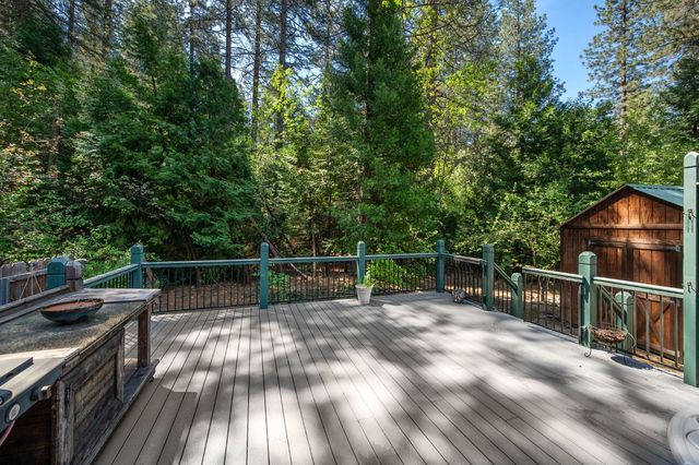 2641 Pine Dr, Arnold, CA 95223