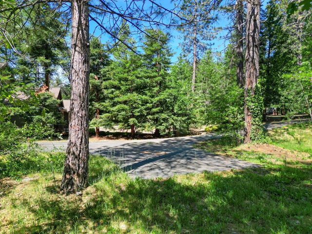 2641 Pine Dr, Arnold, CA 95223