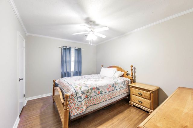 613 Walker Dr, Houma, LA 70364