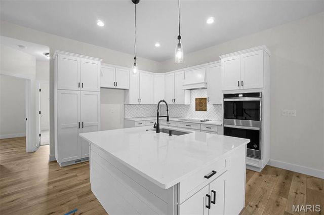 100 Fiddler's Close 100 STB, Washington, MO 63090