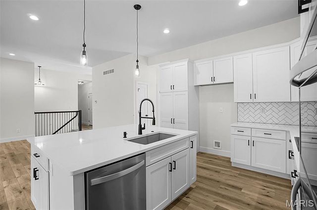 100 Fiddler's Close 100 STB, Washington, MO 63090