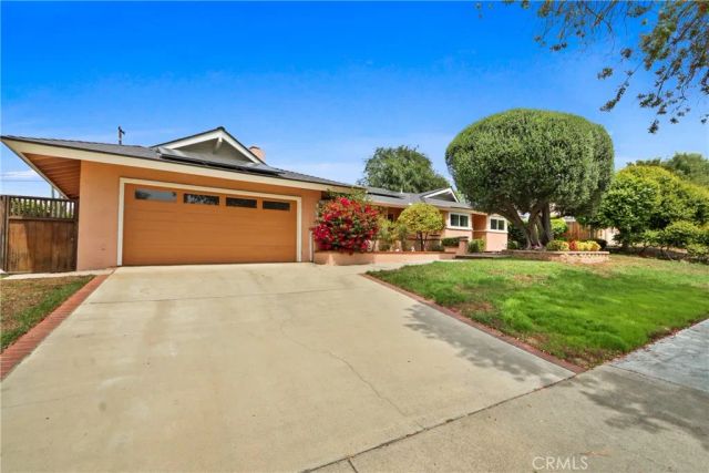925 Maryhurst Drive, Claremont, CA 91711