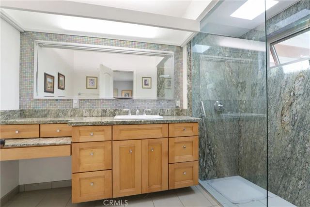 925 Maryhurst Drive, Claremont, CA 91711