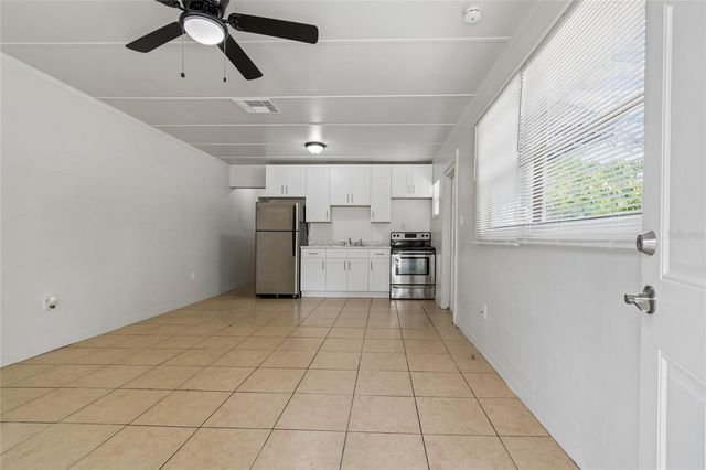 9801 N 11TH STREET, Tampa, FL 33612