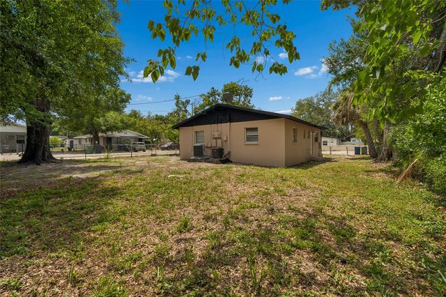 9801 N 11TH STREET, Tampa, FL 33612